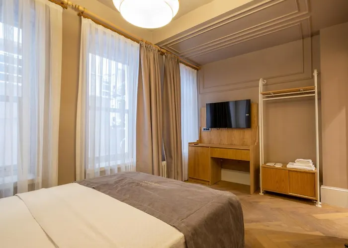 Mayer Select Istanbul