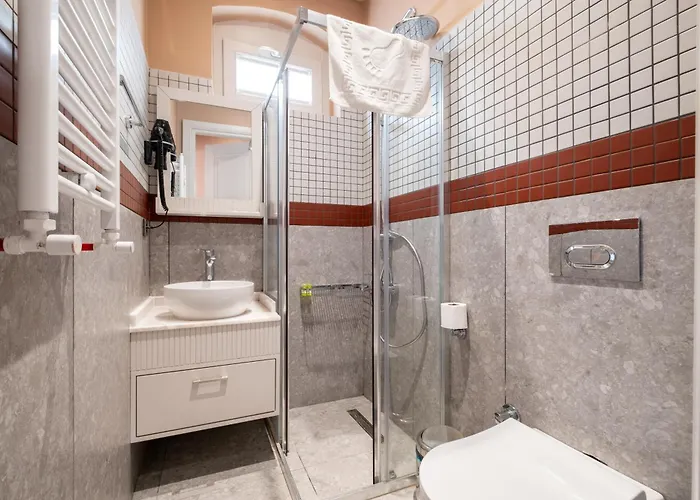 Mayer Select Istanbul