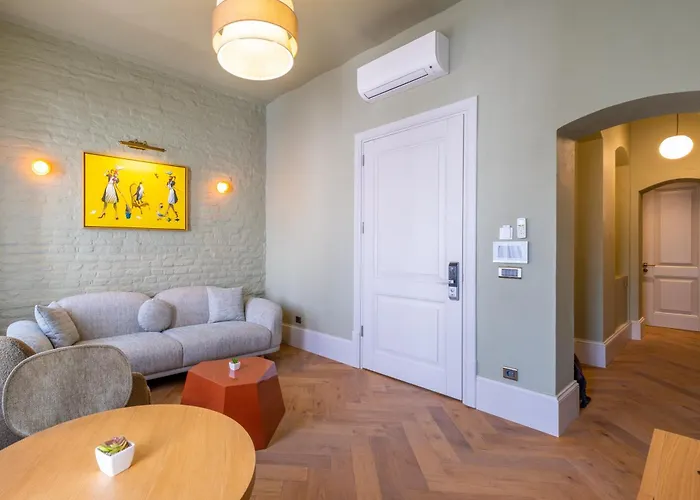 Apartment Mayer Select *