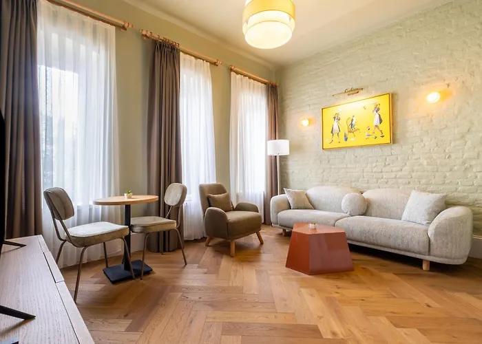 Mayer Select Istanbul